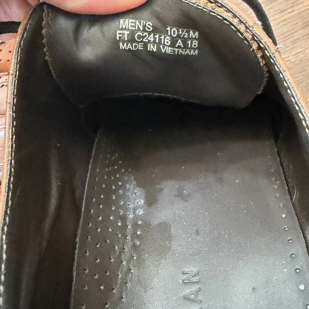 Cole Haan Men's Brown Leather Wingtips Size 10.5 Oxford Brogues